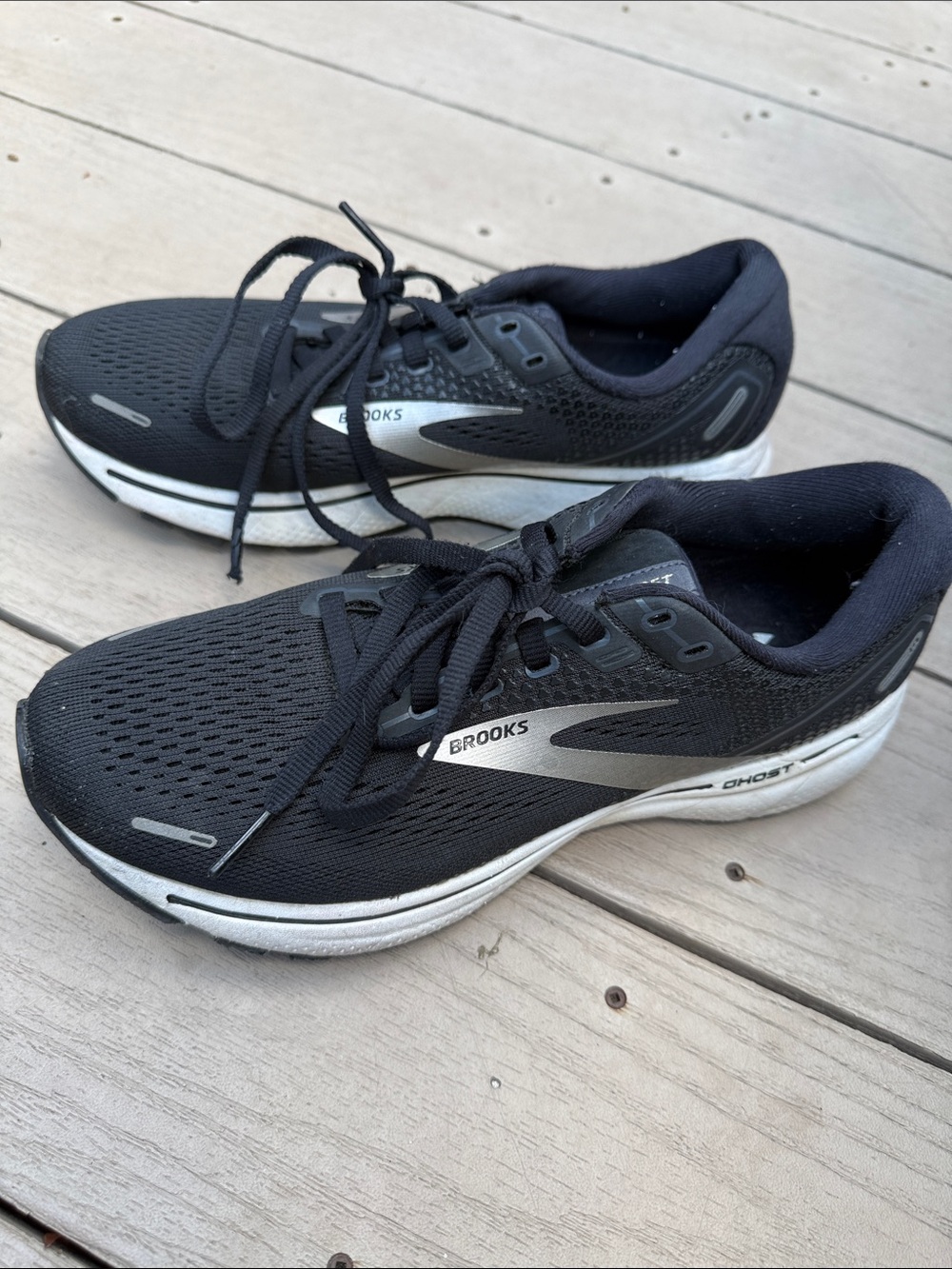 Brooks women's Ghost Running Shoes - Black/White